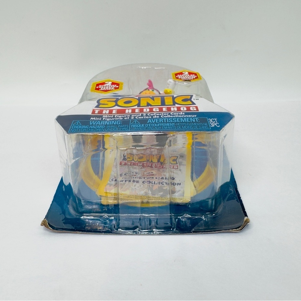 Sonic The Hedgehog AMY ROSE 2.5" Mini Figure & 2 Collector Cards - Picture 6 of 12
